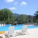 Nyaraló Beachside Bliss Pool