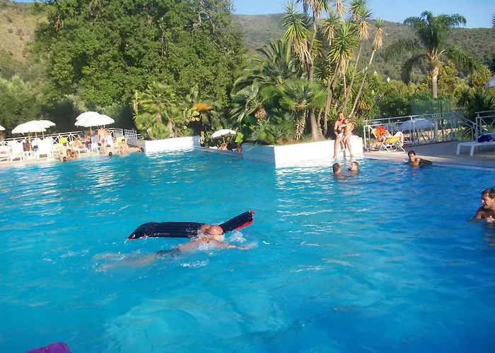 Beachside Bliss Pool Nyaraló *
